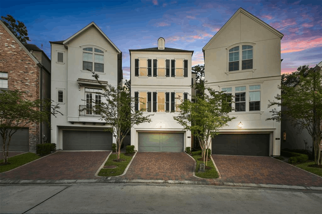 Home presentation and preparation before listing in Houston